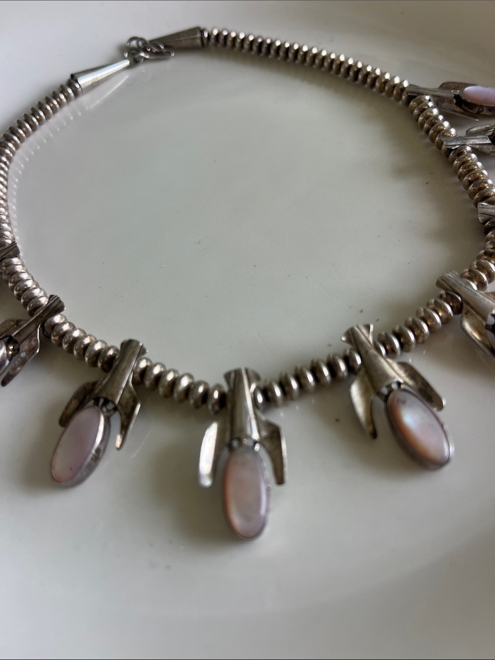 EUC Navajo Sterling silver pink mother of pearl bead necklace 16"